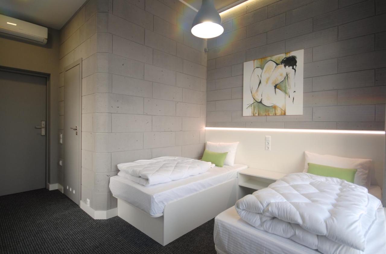 Cubby Hotel Λβιβ Εξωτερικό φωτογραφία