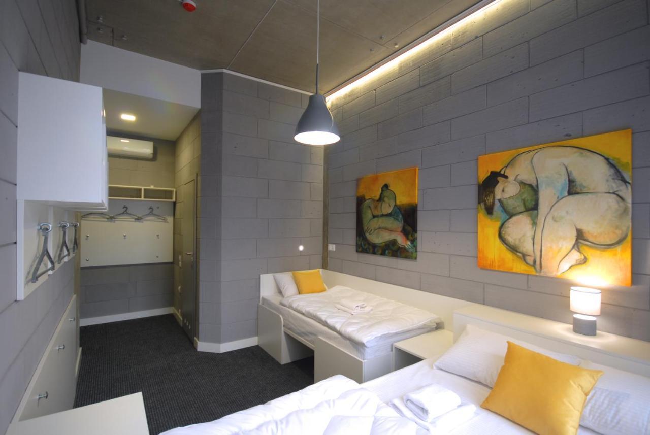 Cubby Hotel Λβιβ Εξωτερικό φωτογραφία